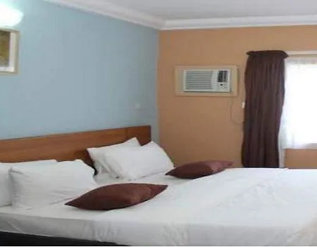 Toprate Luxury Hotel Owerri