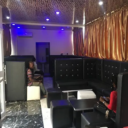 Toprate Luxury Hotel Owerri